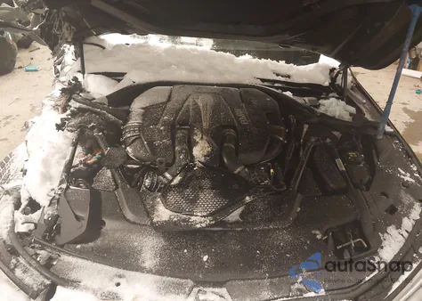 2017 BMW Alpina B7 xDrive из США, поврежденный, VIN WBA7F2C30HG423191